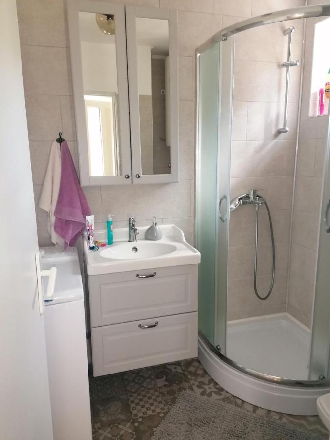 Two-Bedroom Apartment With Sea View,Big Terrase And Garden Stari Grad  Zewnętrze zdjęcie